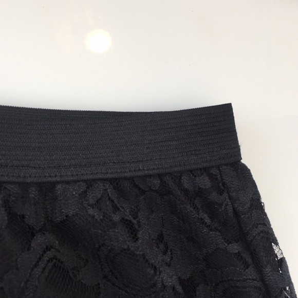 Lace Black Slip Skirt Size 30/32 Waist - Picture 5 of 6